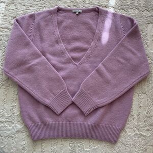 Steven Alan 100% Wool V-Neck Sweater in Soft Lavender